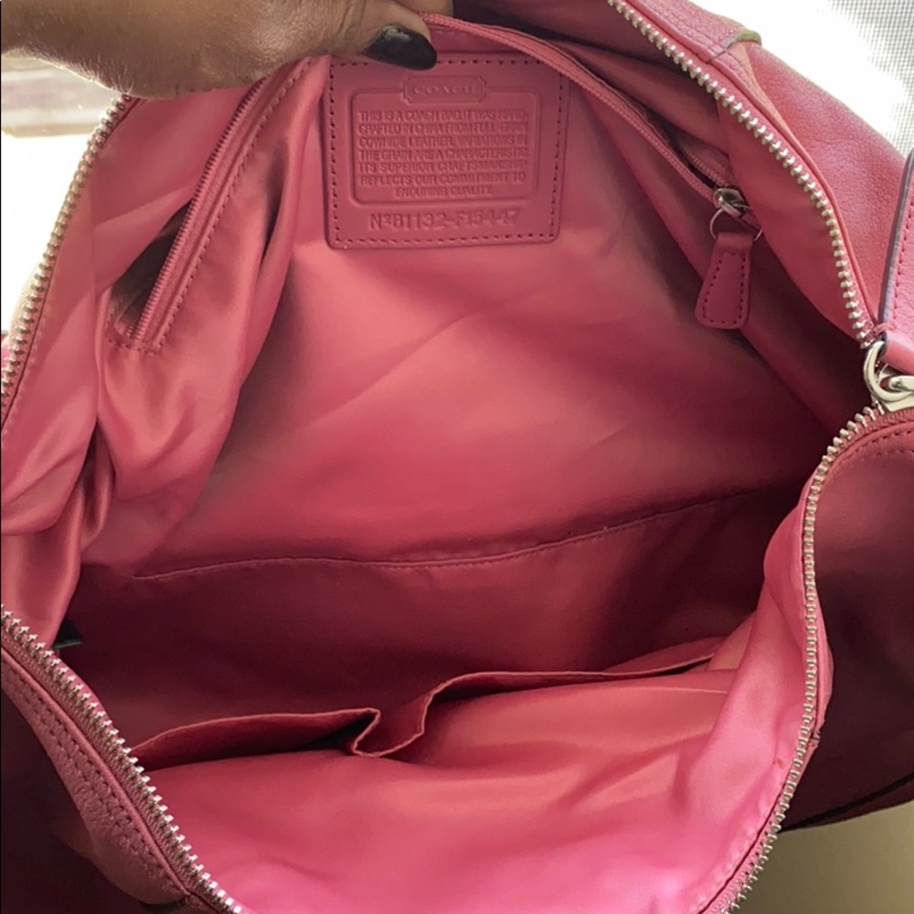 Handbag - Picture 4 of 5